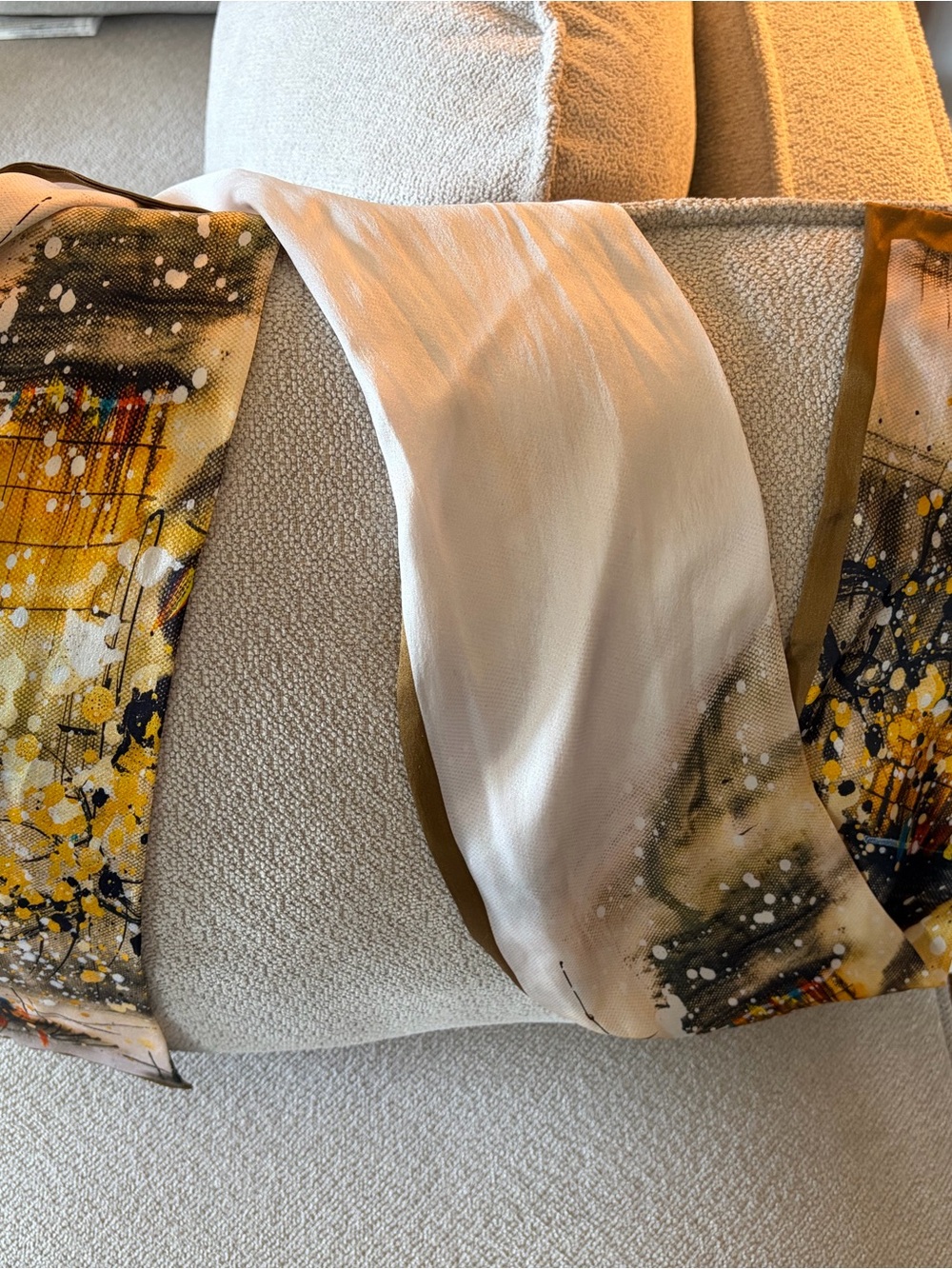 100% mulberry silk scarf